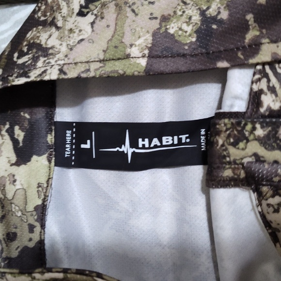Habit Men's Camouflage Long Sleeve Shirt, Size Large (NWOT) - Picture 3 of 8